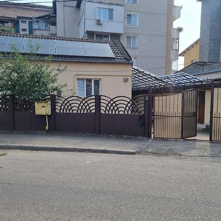 La Bebe 1 Bed Hotel Hunedoara Luaran gambar