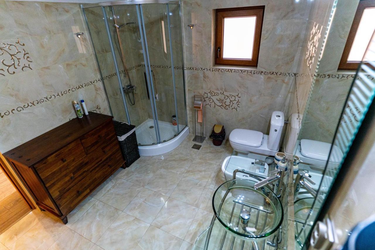 La Bebe 1 Bed Hotel Hunedoara Luaran gambar