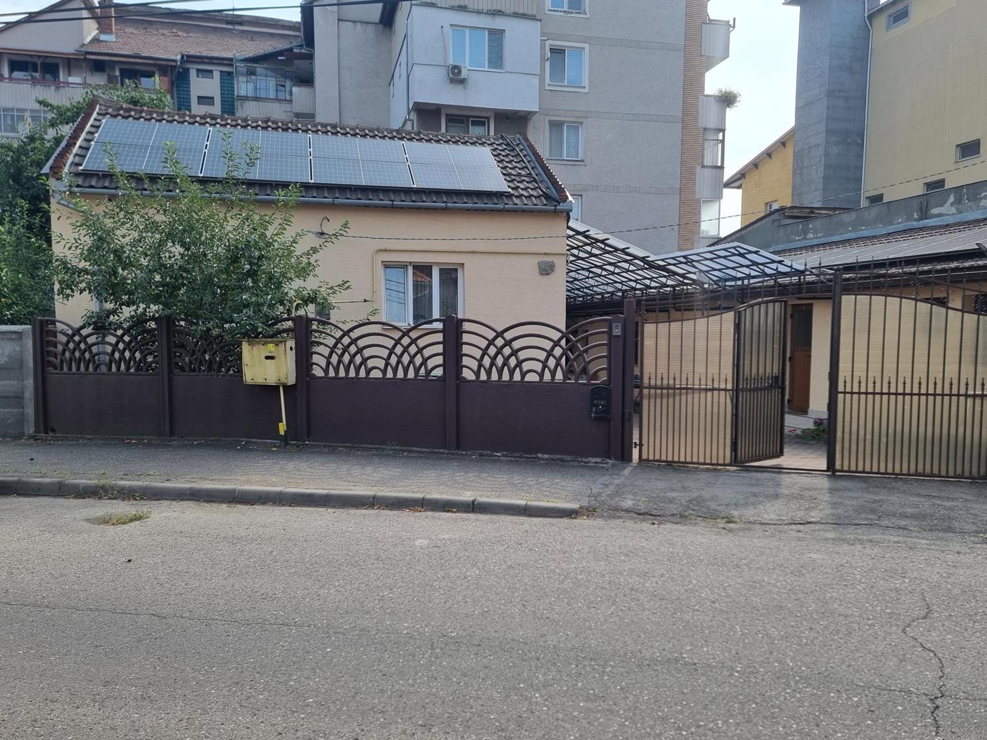 La Bebe 1 Bed Hotel Hunedoara Luaran gambar